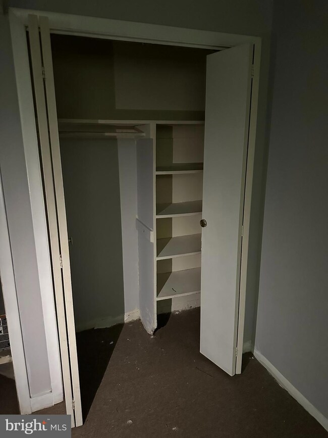 4522 Baker St unit 5, Philadelphia, PA 19127 - photo 7