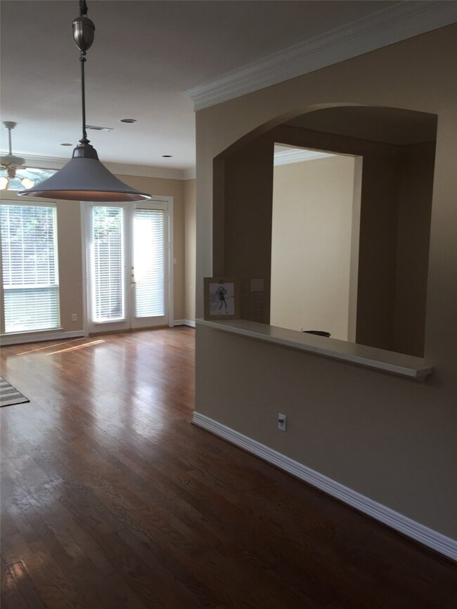 2203 Driscoll St, Houston, TX 77019 - photo 6