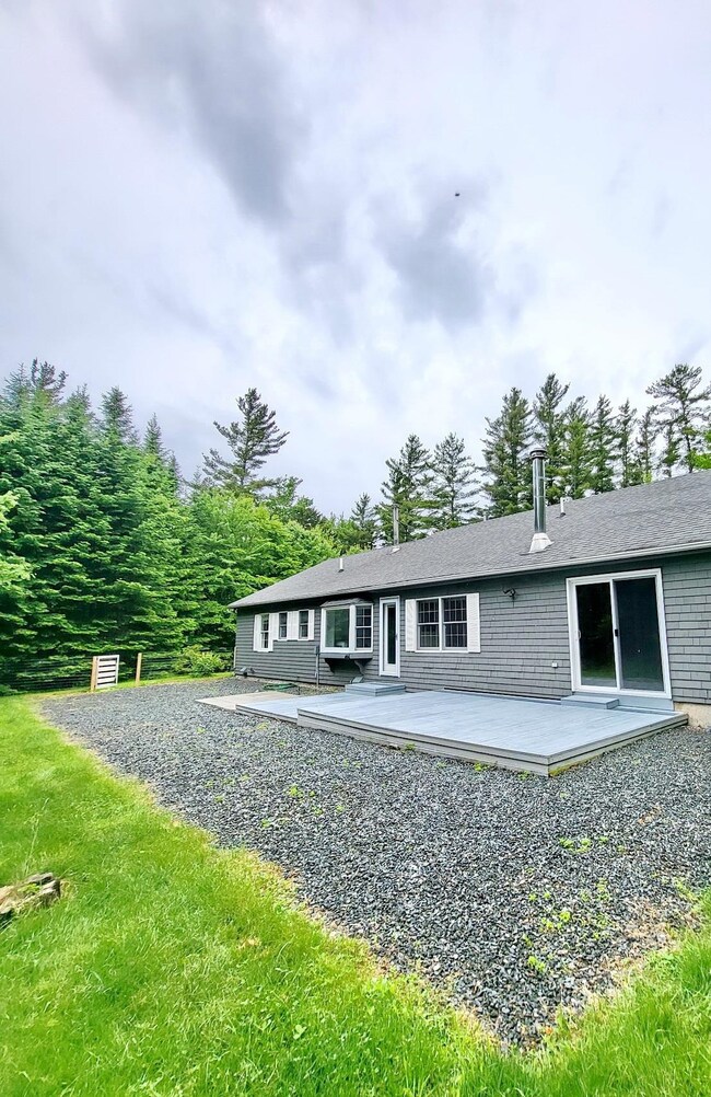 1470 Easton Valley Rd, Franconia, NH 03580 - photo 3