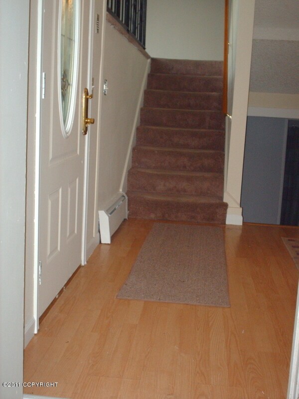 Large Split Entry to Main & Lower Level