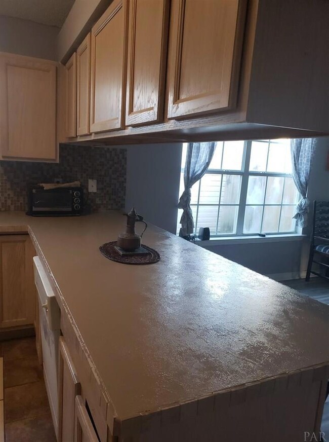 2446 Trailwood Dr, Cantonment, FL 32533 - photo 5