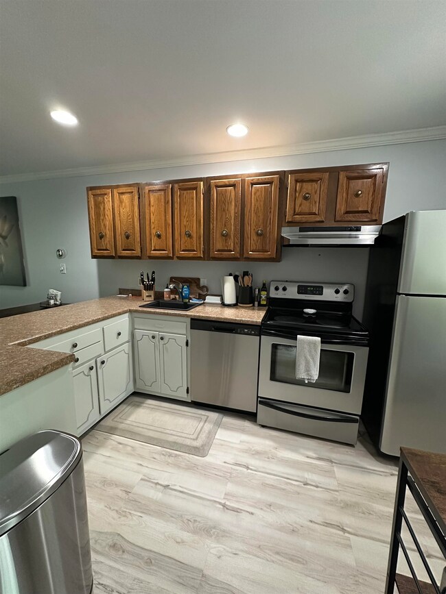 60 Brookside Dr unit 3, Brattleboro, VT 05301 - photo 7