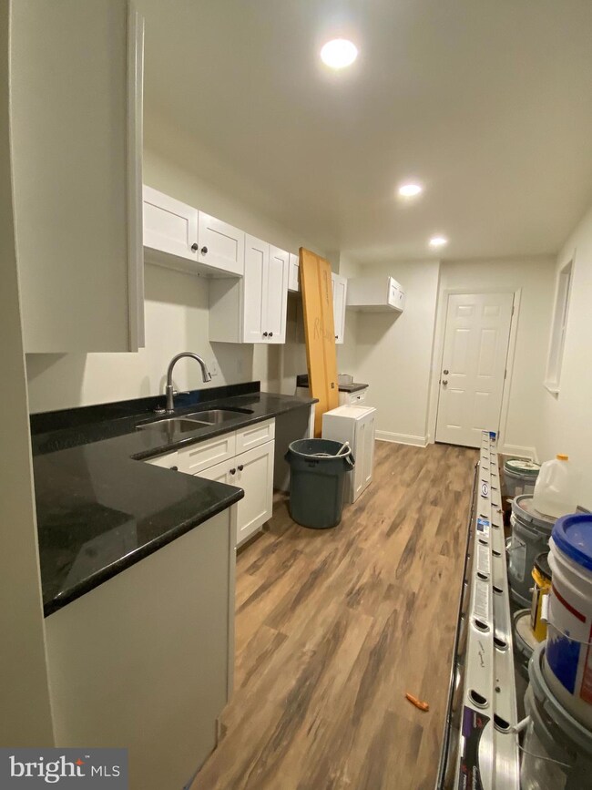 524 Woodward St, Lancaster, PA 17602 - photo 6