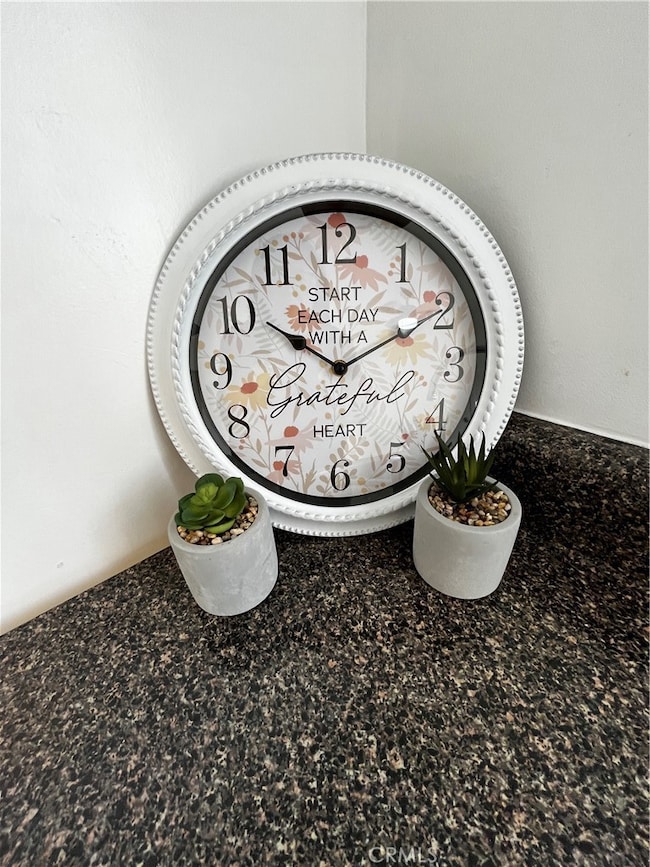 4522 Normandie Ave, Los Angeles, CA 90037 - photo 4