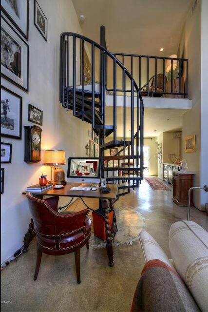 004_Staircase