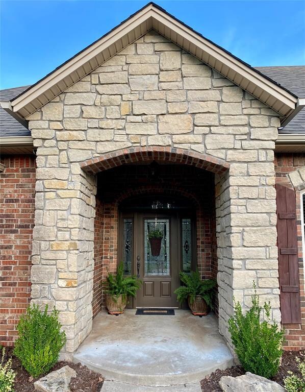 19268 Charleston Point, Shawnee, OK 74801 - photo 3