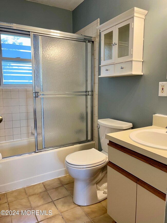 5 Juniper Ln, Eatontown, NJ 07724 - photo 6