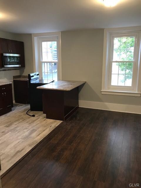 119 S 7th St unit 4, Allentown, PA 18101 - photo 4