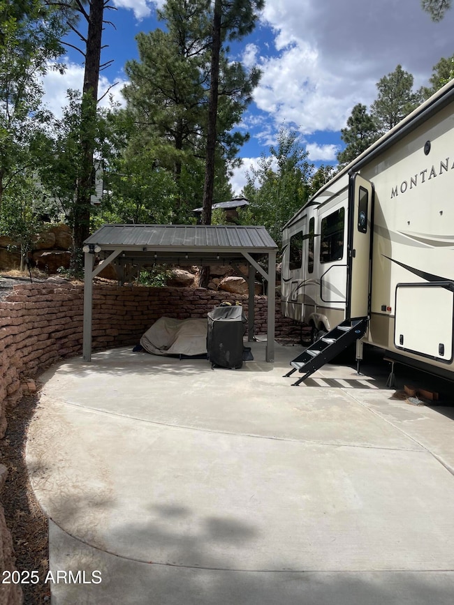 Land 5th Wheel 5