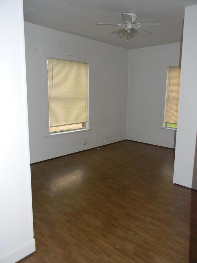 503 E College St, Athens, TX 75751 - photo 5