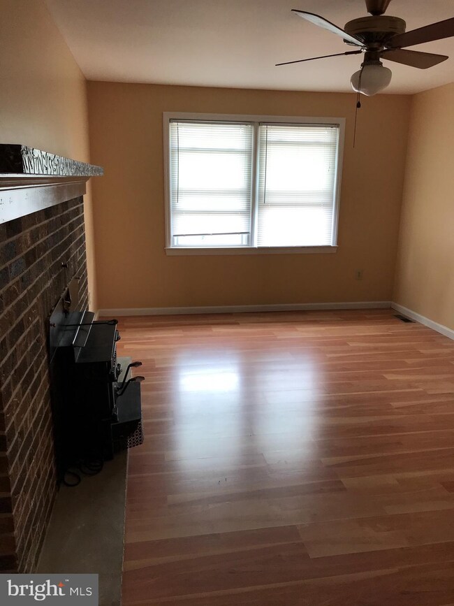 985 Swenlin Dr, Vineland, NJ 08360 - photo 7