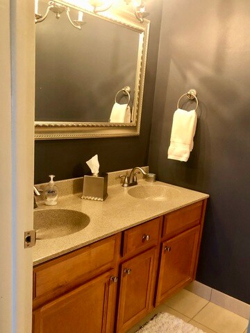 1569 S Prospect St, Wheaton, IL 60189 - photo 2