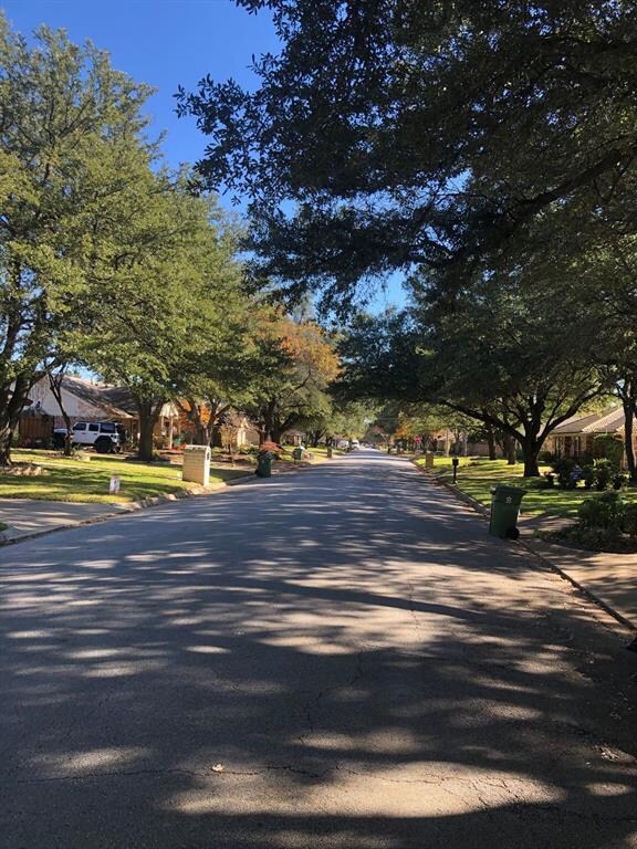 313 Circleview Dr N, Hurst, TX 76054 - photo 3