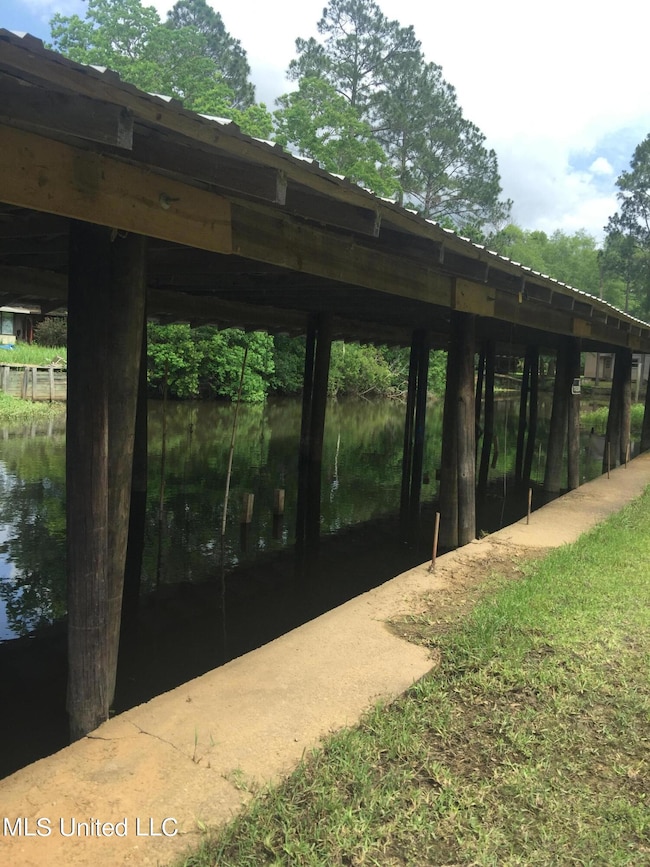 Nhn Cochran, Moss Point, MS 39562 - photo 3