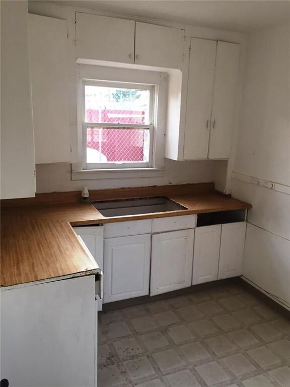 3015 Frankfort Ave, El Paso, TX 79930 - photo 5