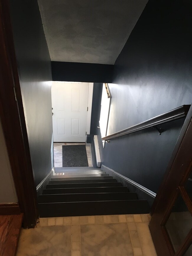 25 Profile Cir, Nashua, NH 03063 - photo 4