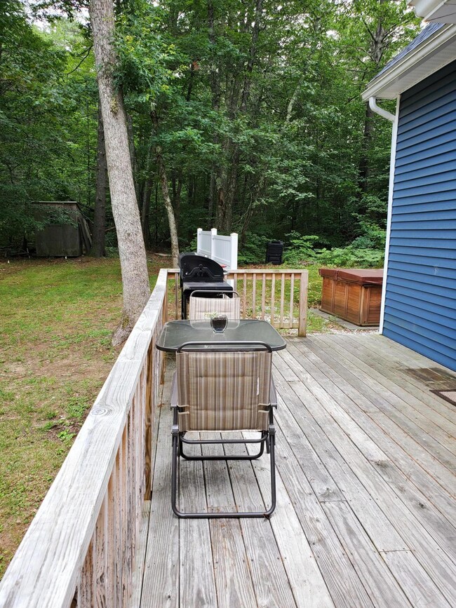 77 Javica Ln, Sanford, ME 04073 - photo 5