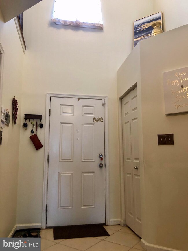 4111 Brown Bark Cir, Randallstown, MD 21133 - photo 2