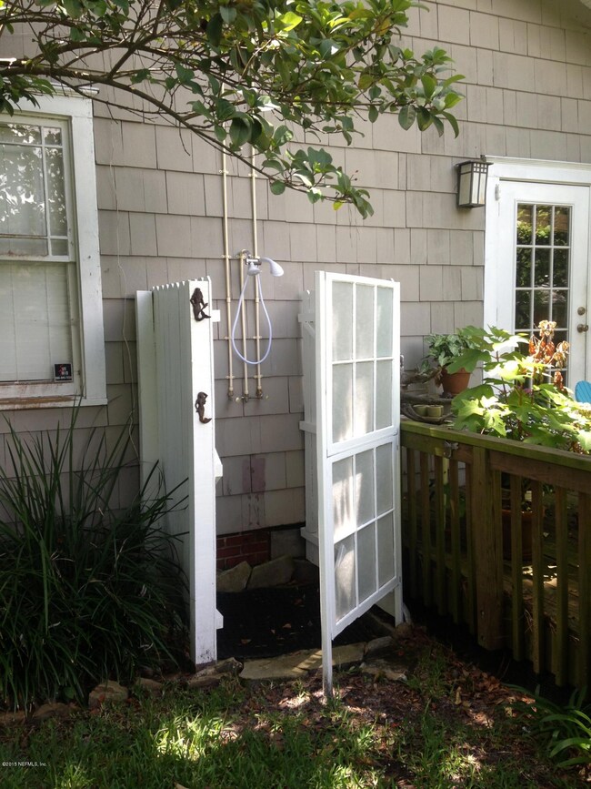 1303 Belvedere Ave, Jacksonville, FL 32205 - photo 4