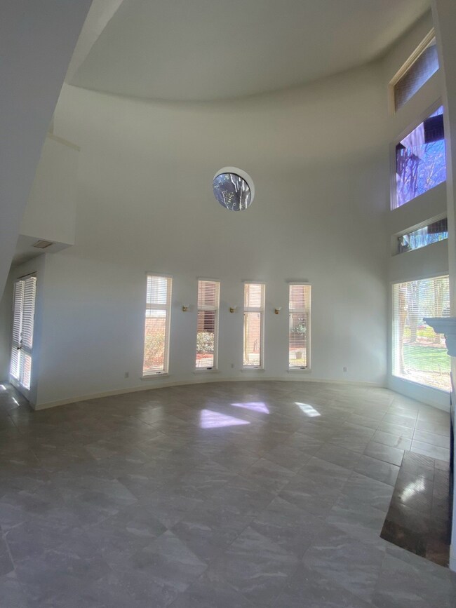 11852 Taylorcrest Rd, Houston, TX 77024 - photo 5