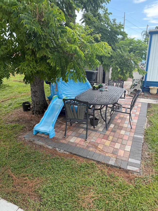 10365 Mercadier Ln unit 7, Riverview, FL 33578 - photo 5