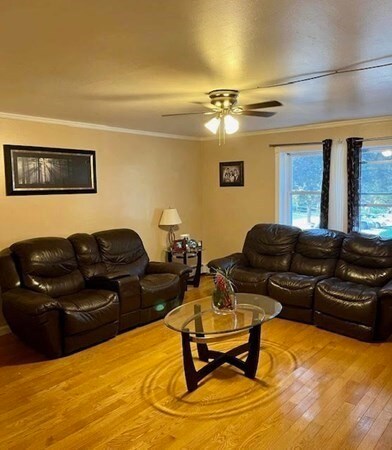 143 Litchfield Pines Dr unit B, Leominster, MA 01453 - photo 4