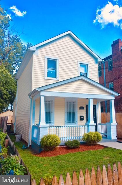 1047 48th St NE, Washington, DC 20019 - photo 3