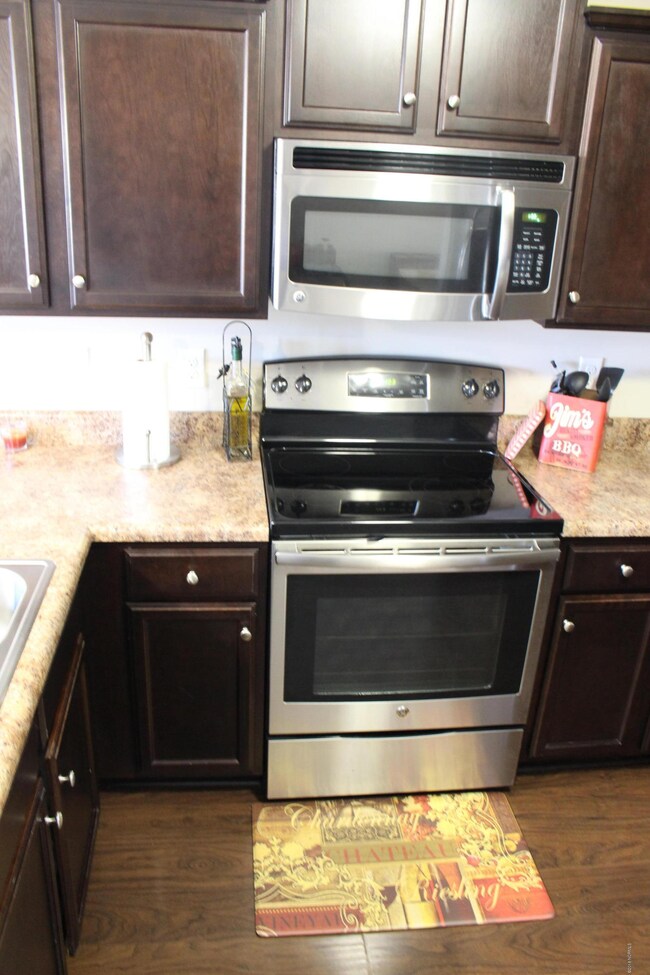 2798 Cresset Dr, Winterville, NC 28590 - photo 7