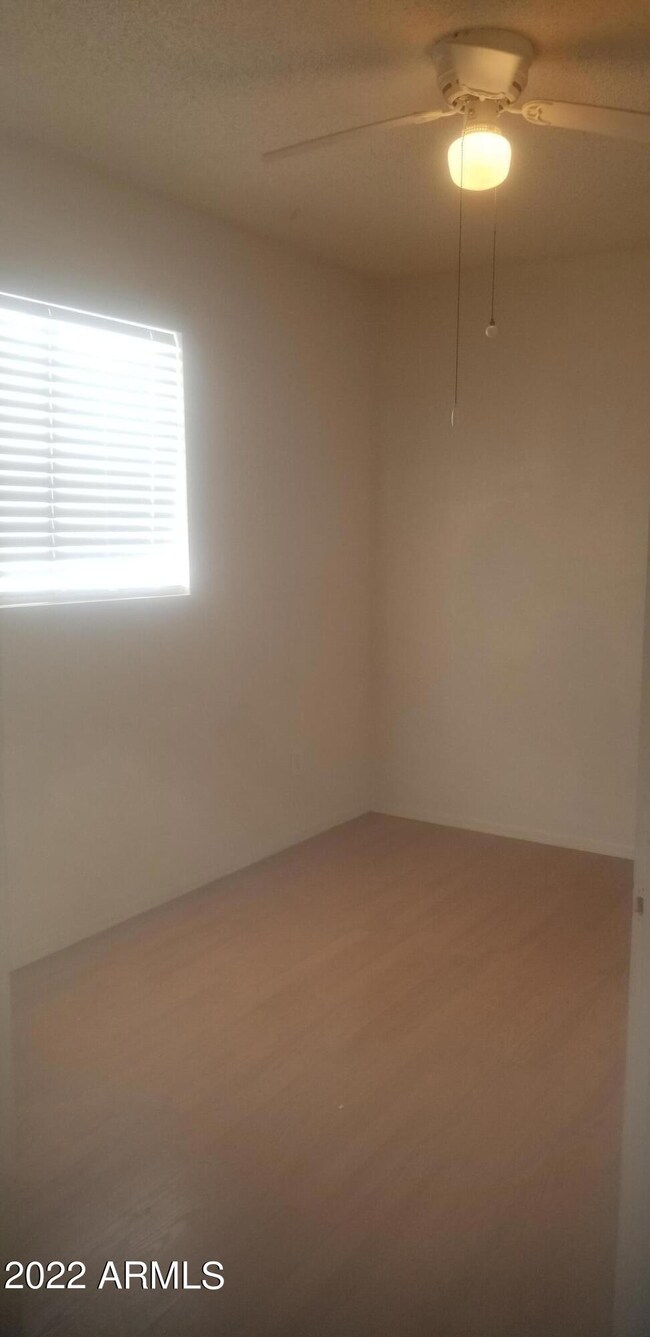 1720 E Pepper Cir unit 3, Mesa, AZ 85203 - photo 5