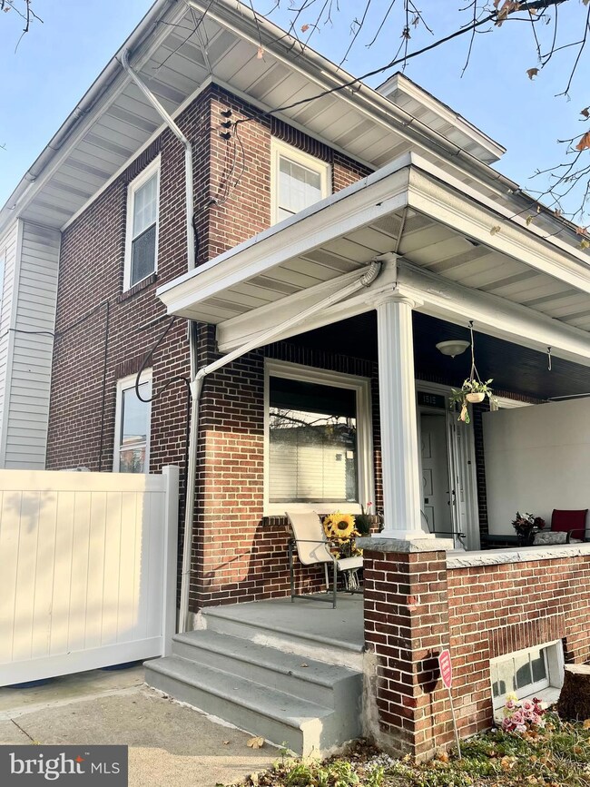 1515 N 11th St, Reading, PA 19604 - photo 3