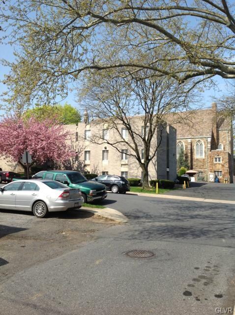 632 W Broad St, Bethlehem, PA 18018 - photo 6