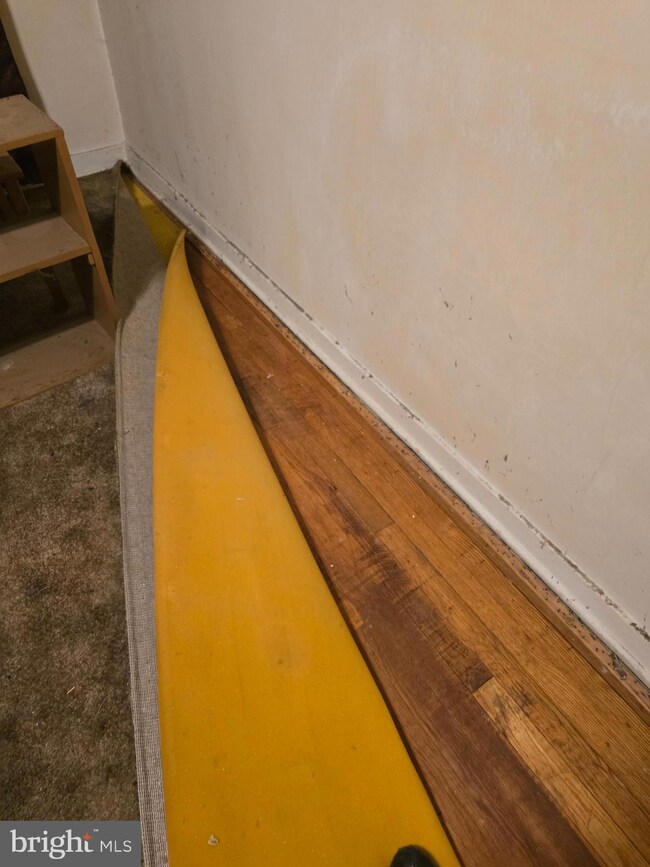 109 Upmanor Rd, Baltimore, MD 21229 - photo 3