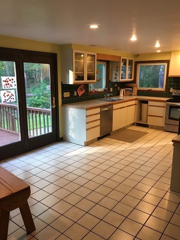 49 Countryside Rd, North Grafton, MA 01536 - photo 7