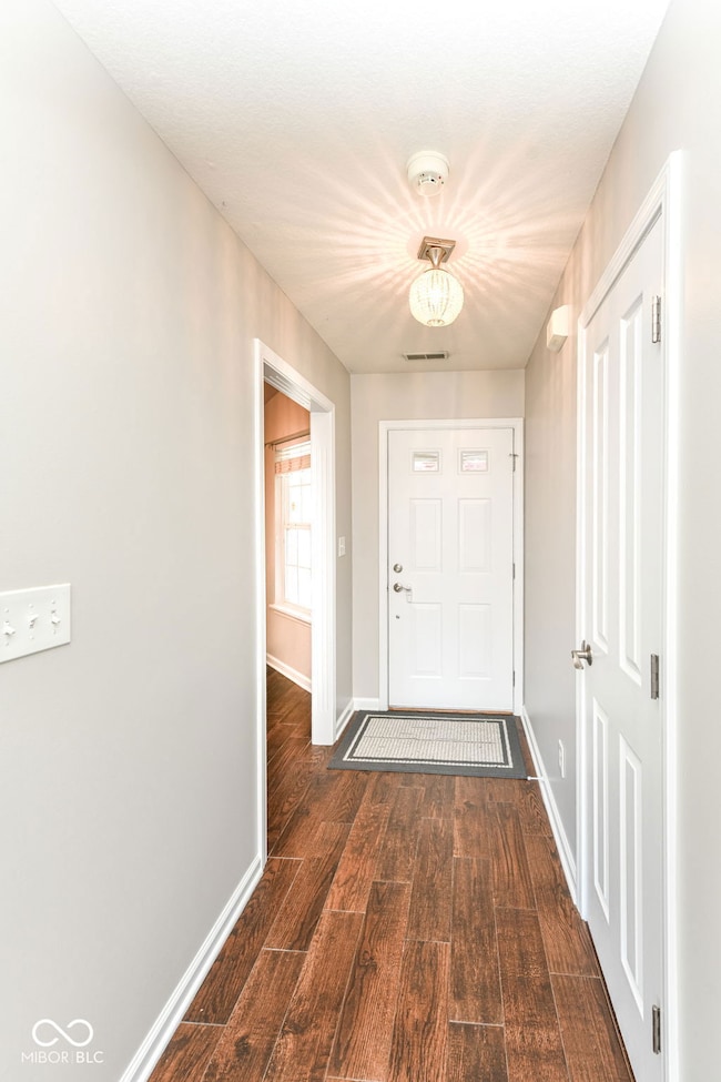 10442 Cedar Dr, Fishers, IN 46037 - photo 5