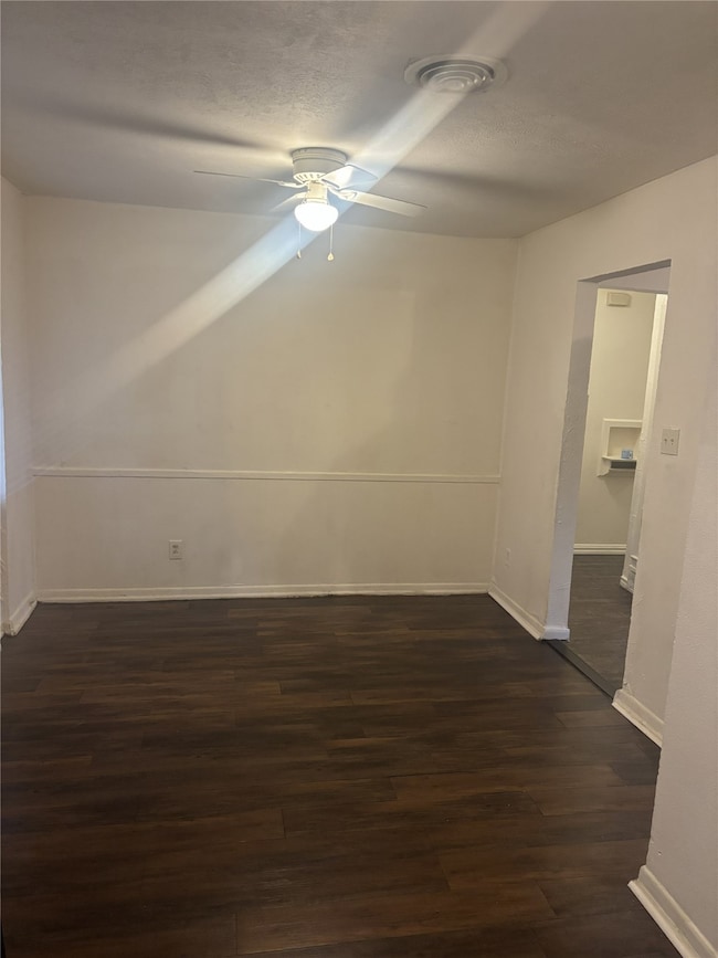 839 Jadewood Dr, Dallas, TX 75232 - photo 4