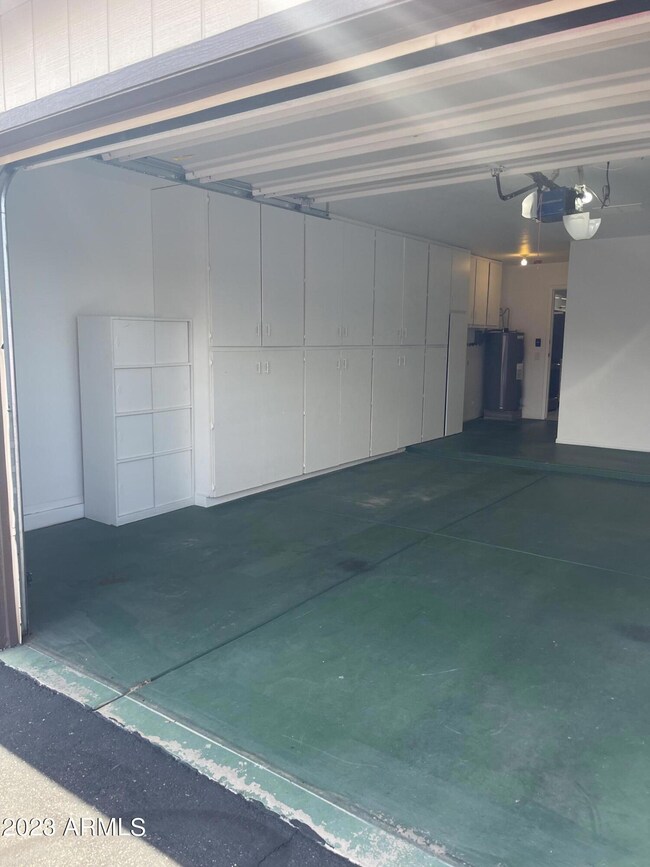 14009 N Palm Ridge Dr W, Sun City, AZ 85351 - photo 6