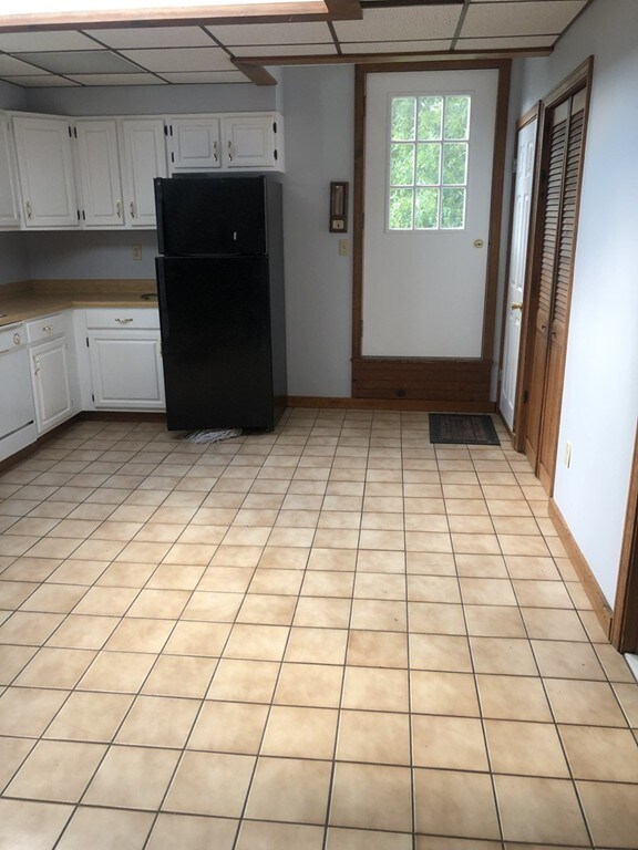 6 Trask St unit 2, Danvers, MA 01923 - photo 3