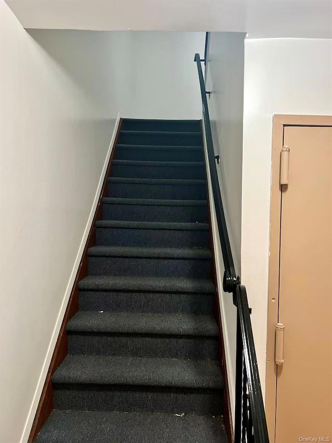 1009 166th St, Whitestone, NY 11357 - photo 5