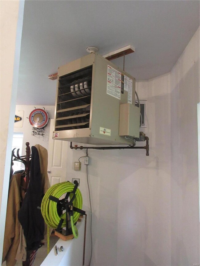 44 Duke Dr, Maryville, IL 62062 - photo 5