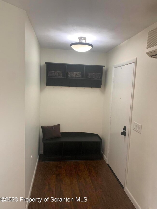 12 5th St, Moosic, PA 18507 - photo 4