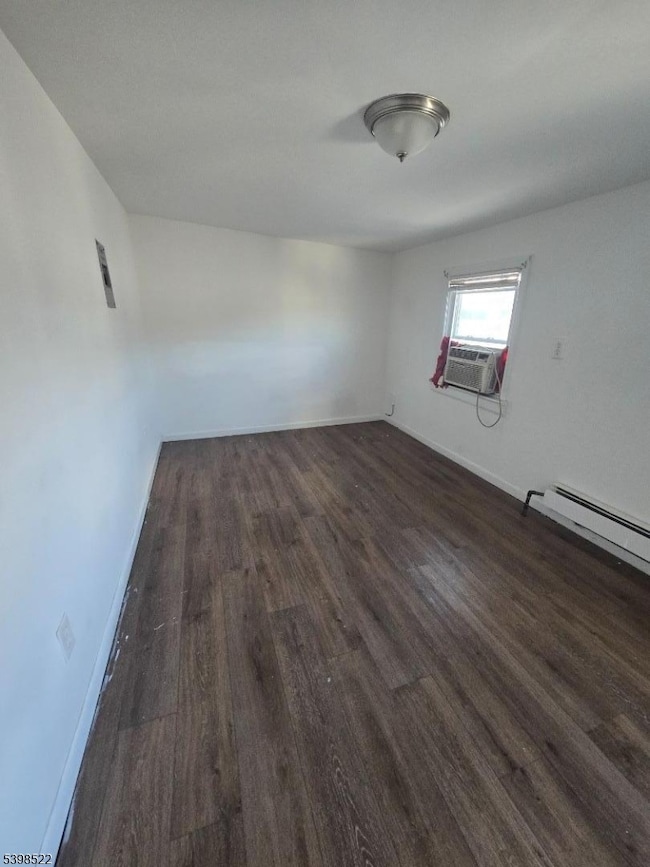 115 Pine St unit 3, Elizabethport, NJ 07206 - photo 5