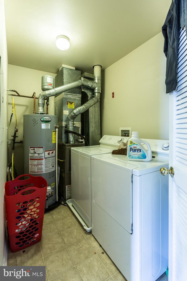 2009 Bell Point Ct, Odenton, MD 21113 - photo 6