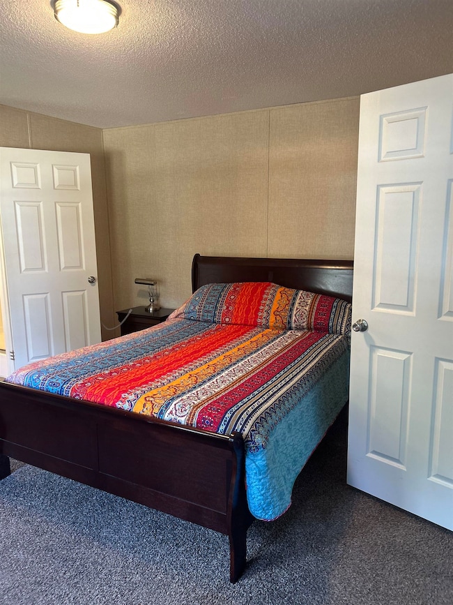 207 Navajo St, Satsuma, FL 32189 - photo 4