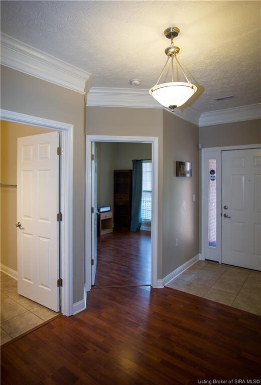 2144 Pickwick Dr, New Albany, IN 47150 - photo 7