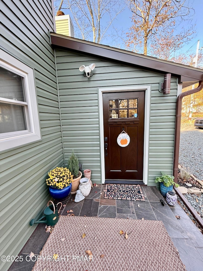 2160 Titania Rd, Tobyhanna, PA 18466 - photo 3