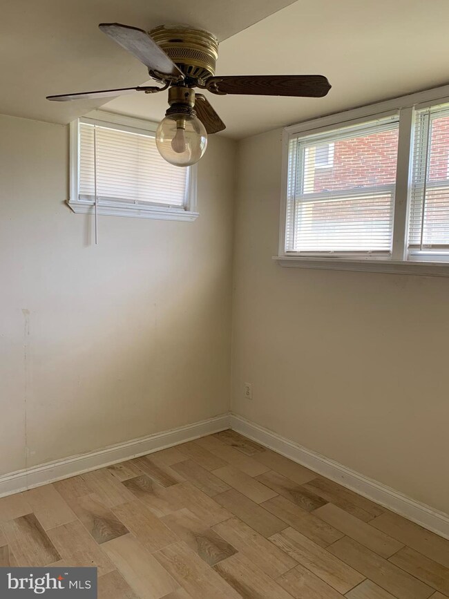 4227 Newport Ave unit B, Baltimore, MD 21211 - photo 5
