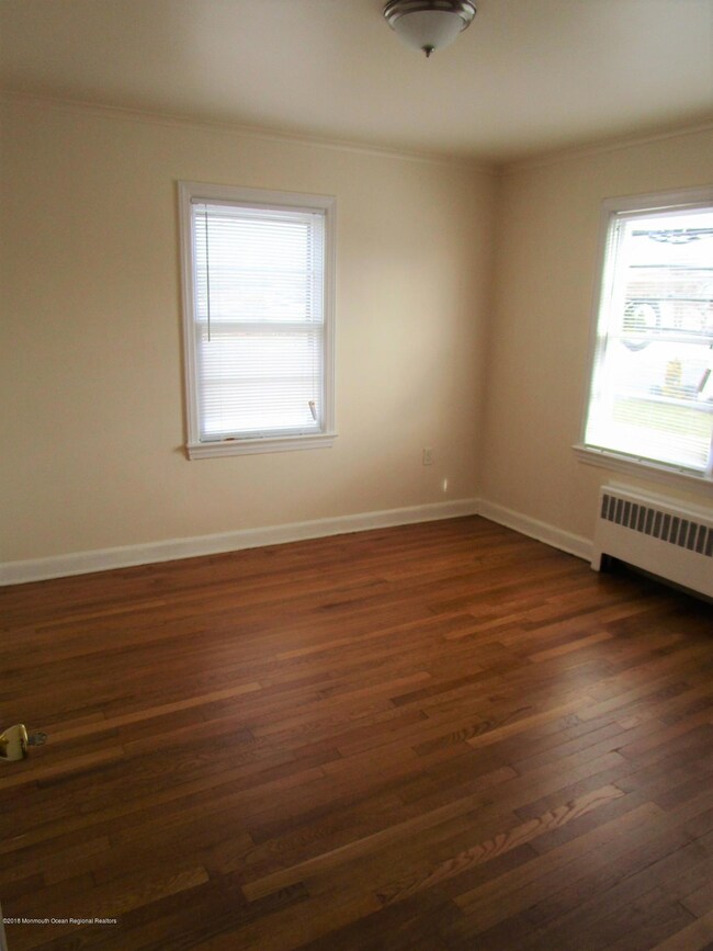 63 w sylvania - unit 2 br2