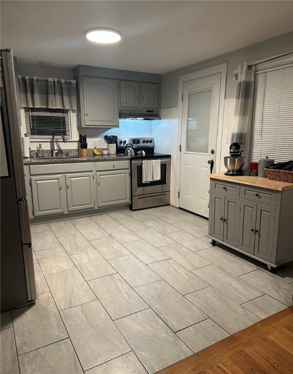 259 Read Ave, Coventry, RI 02816 - photo 4