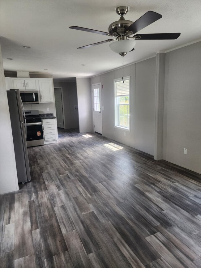 108 Cubb Ct, Windsor, VT 05089 - photo 4