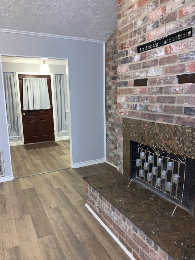 6803 Cloud Swept Ln, Houston, TX 77086 - photo 3